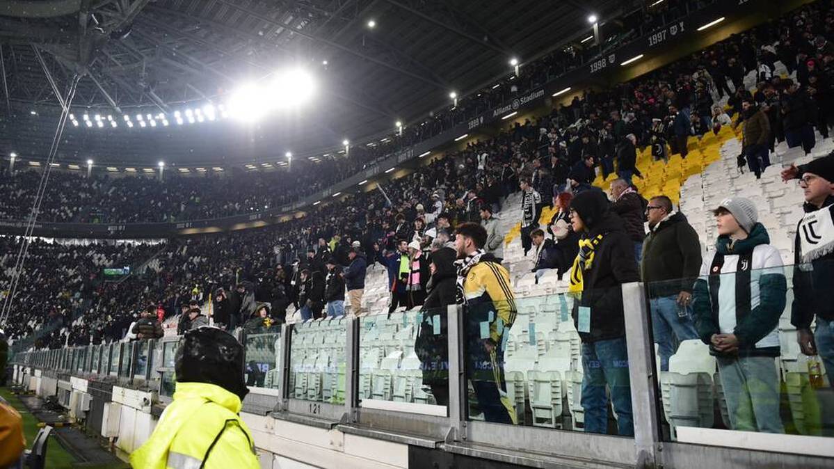 Disappointed Juve fans after the 0: 4 bankruptcy against Atalanta