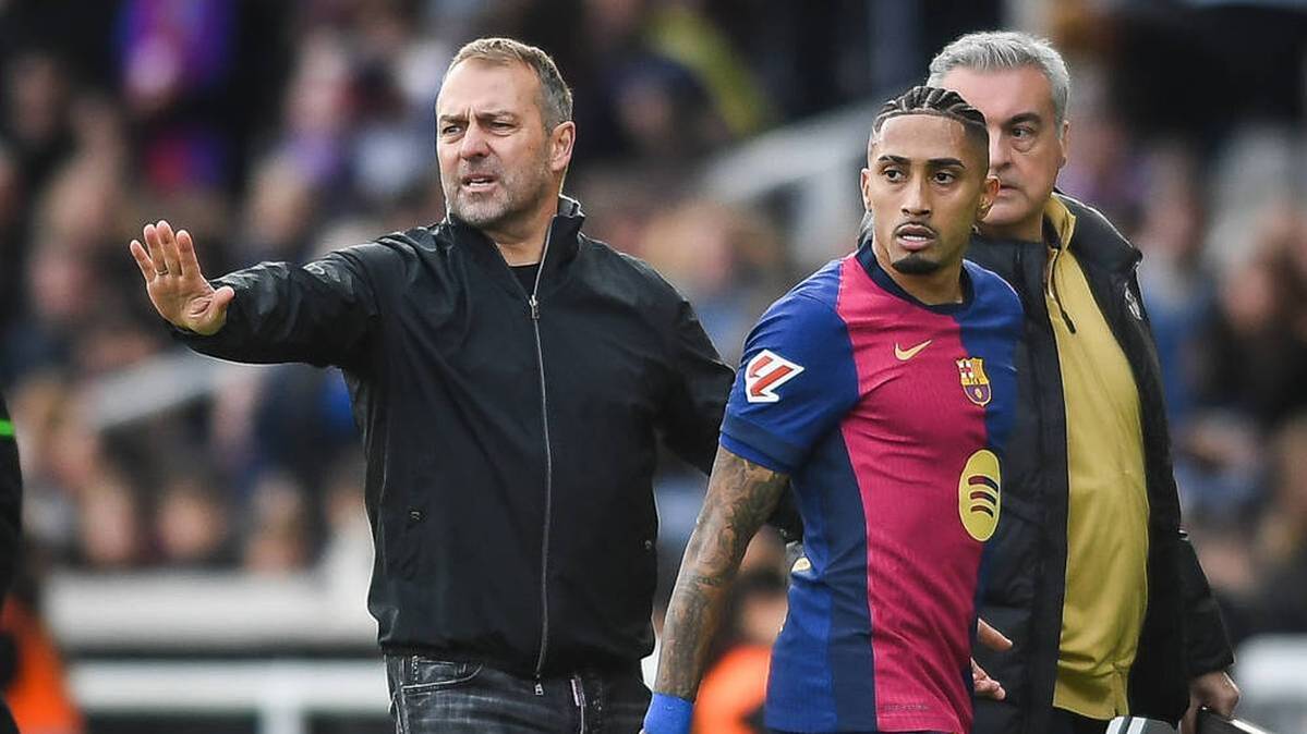 Raphinha stayed in Barcelona thanks to the Flick