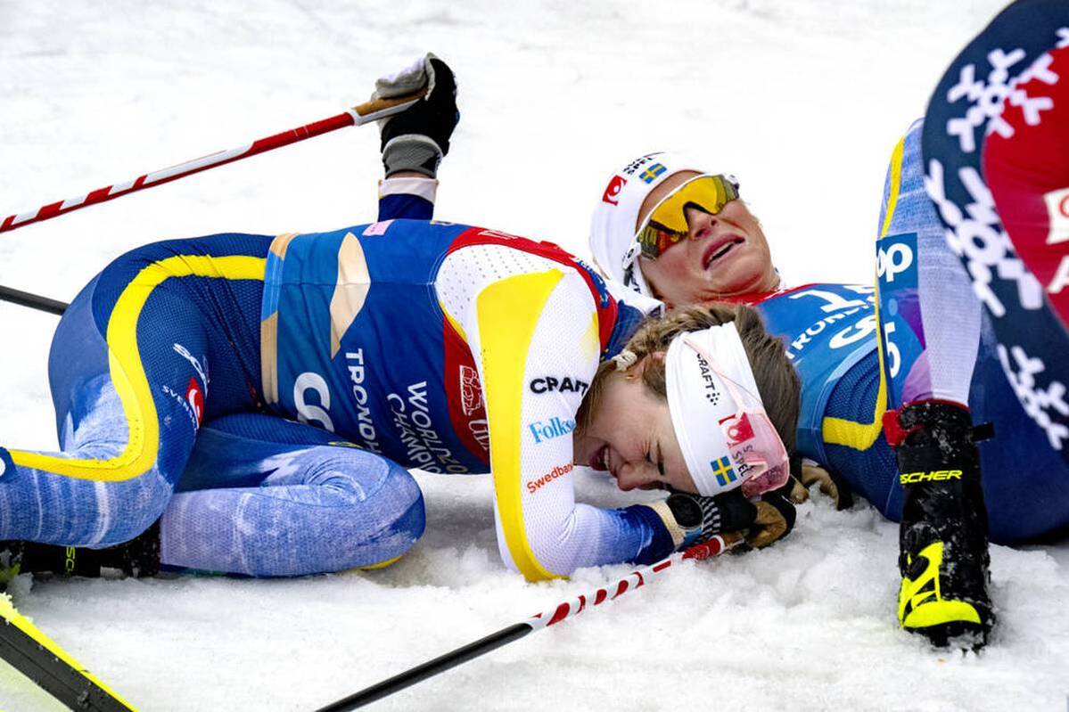 For the first time, the cross-country skiers run over 50 kilometers at a Nordic Ski World Cup. The race also becomes a real agony because of the difficult conditions. After the race, there is great criticism.