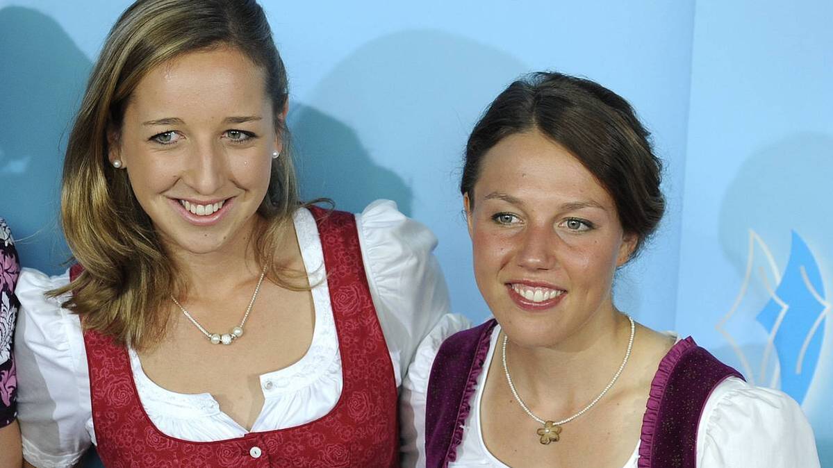 Franziska Preuss and Laura Dahlmeier in 2015