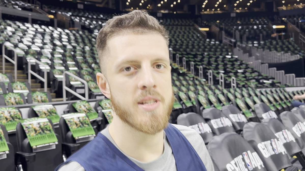 He is the German power block under the basket of the Oklahoma City Thunder: Isaiah Hartenstein plays his first season with the outstanding team of the Western Conference. Sport1 spoke to him about the possible title chance.