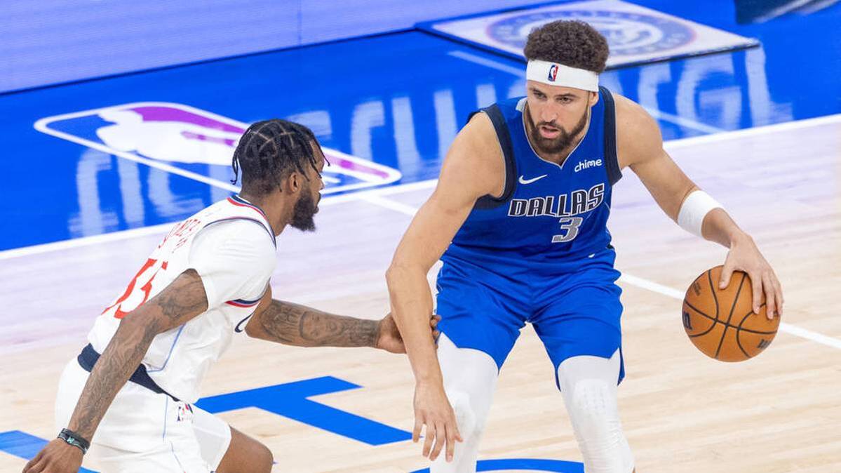 Klay Thompson is one of the few fit Mavs players