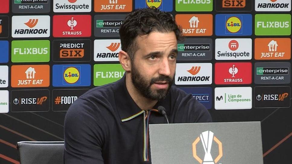 Joshua Zirkzee scored his first goal in the Europa League against Real Sociedad. Coach Ruben Amorim then praised the development of the ex-Bavaria player, who "improved in many things".