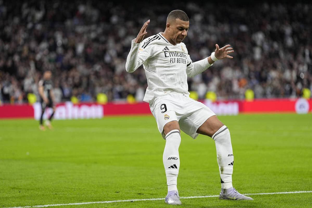 Kylian Mbappé has now fully established himself at Real Madrid after a rather average achievement at the beginning of the season. In the royal, the Frenchman took out a performance on Saturday, which equalized the record of two storm legends.