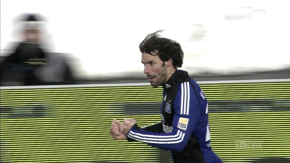 Ruud van Nistelrooy delighted the traveling fans of Hamburger SV. His double pack makes the away win of the Hanseatic League perfect and ensures that Hamburg keeps contact with the league tip.
