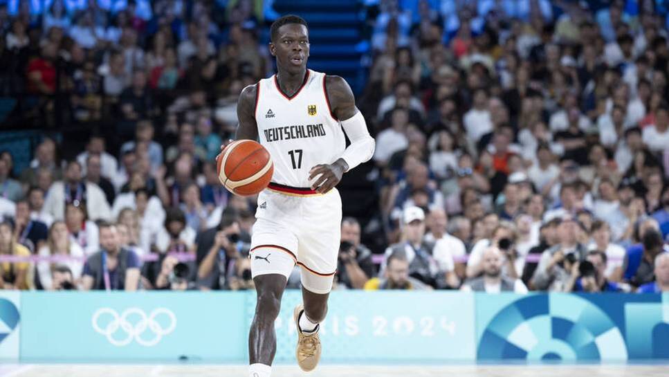 Captain Dennis Schröder predicts a promising future for the German national basketball team despite the upcoming upheaval.