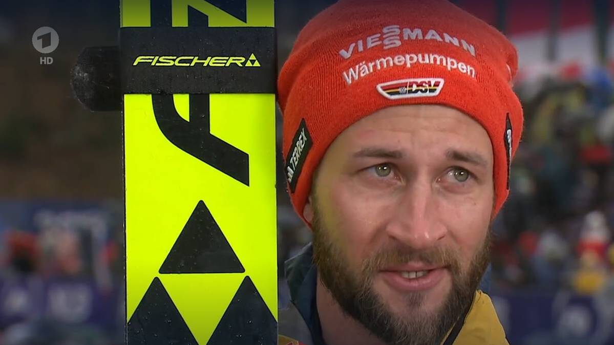 Markus Eisenbichler was very emotional after his last jump