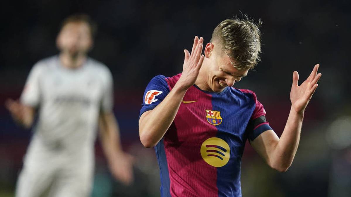 Dani Olmo has to get off the field in the Barca victory against Osasuna