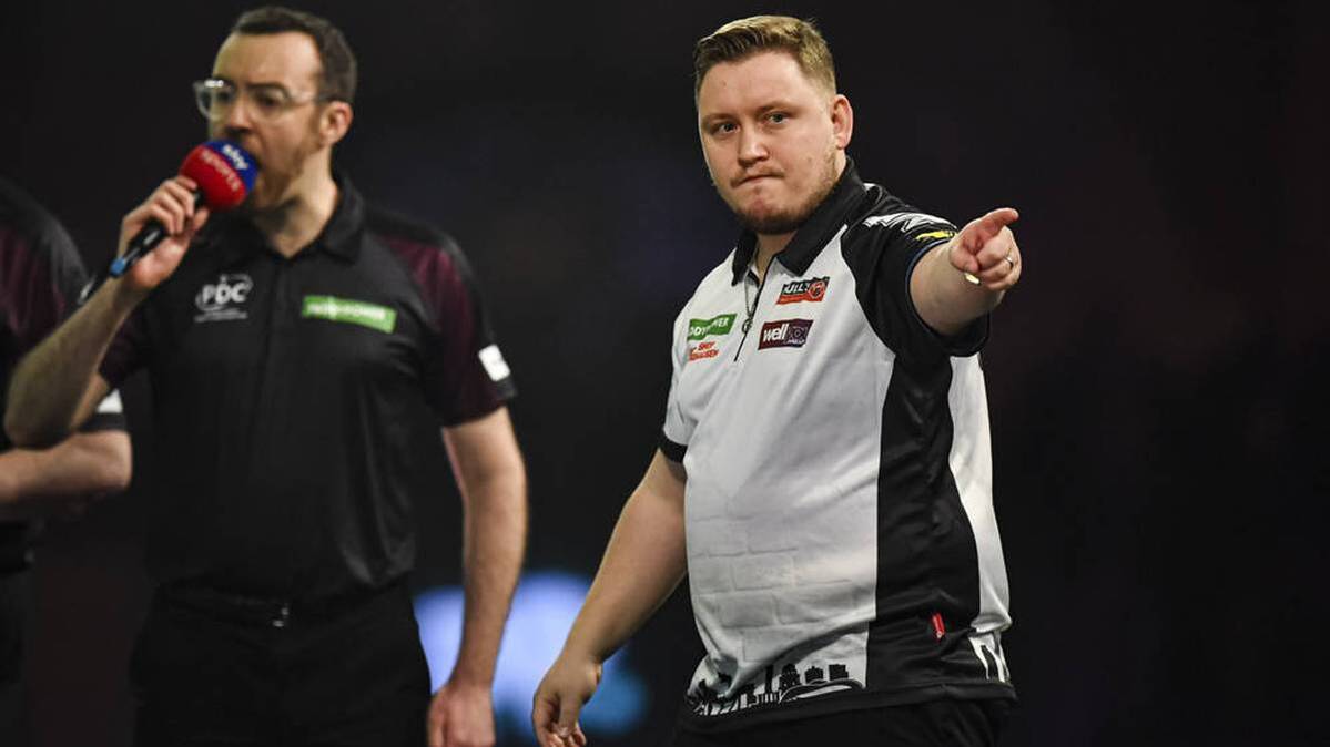 Martin Schindler moves into the round of 16 of the UK Open