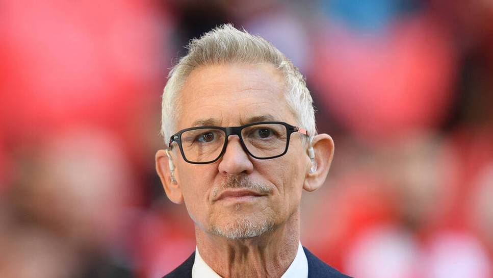 After the excitement of his criticism of British asylum policy, Gary Lineker will no longer be used as an expert at the BBC - which leads to an amazing wave of protests.