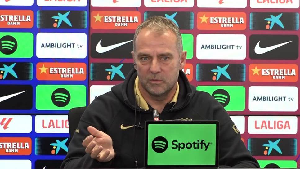 Barcelona coach Hansi Flick criticizes the late impetus of the Copa-Del-Rey final against Real Madrid. He demands a better game schedule for the players and emphasizes that the league does not do enough for the clubs.