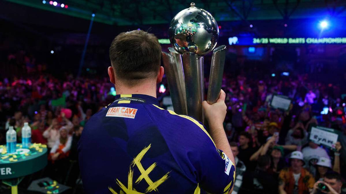 Luke Littler became PDC world champion for the first time in 2025