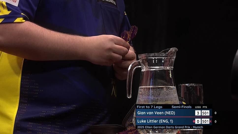 Luke Littler fails to Gian van Veen in the semi -finals of the German Darts Grand Prix and experiment on his darts during the match - which ultimately means.