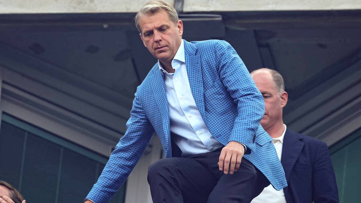 Todd Boehly and FC Chelsea are taking millions with a curious sale