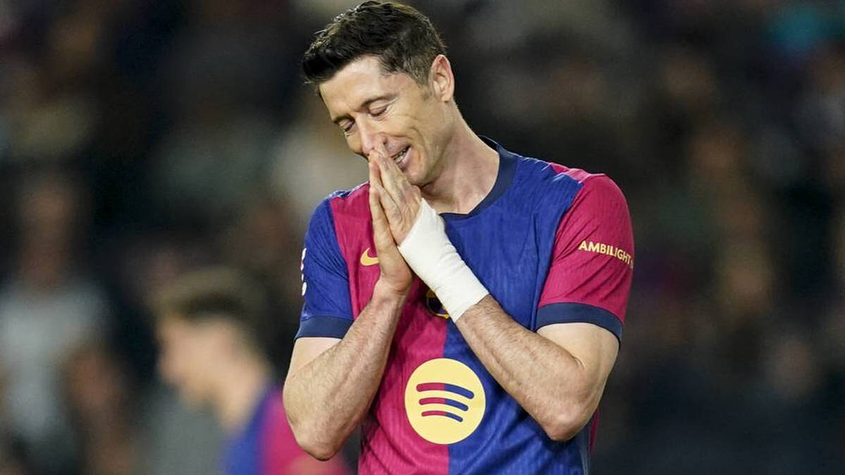 Robert Lewandowski cannot shoot FC Barcelona to win