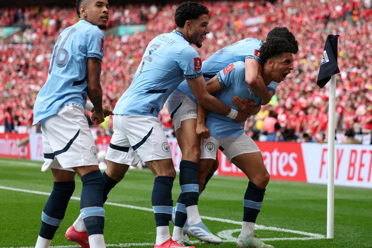 Manchester City makes it into the cup final for the third time - but loses a different title in parallel.