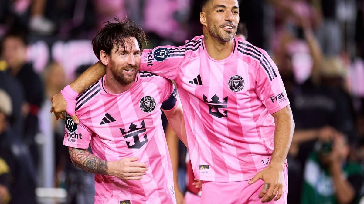 Team colleagues at Inter Miami: Messi (left) and Suárez (right)