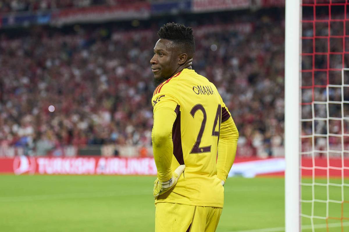 Manchester United embarrasses himself in the friendly against an all-star selection. The English press mocks.