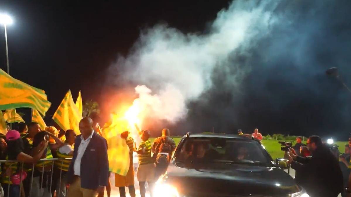 After Ancelotti's Departure from Real Madrid, The Spaniard was Received by Numerous Fans in Brazil as The New National Coach.