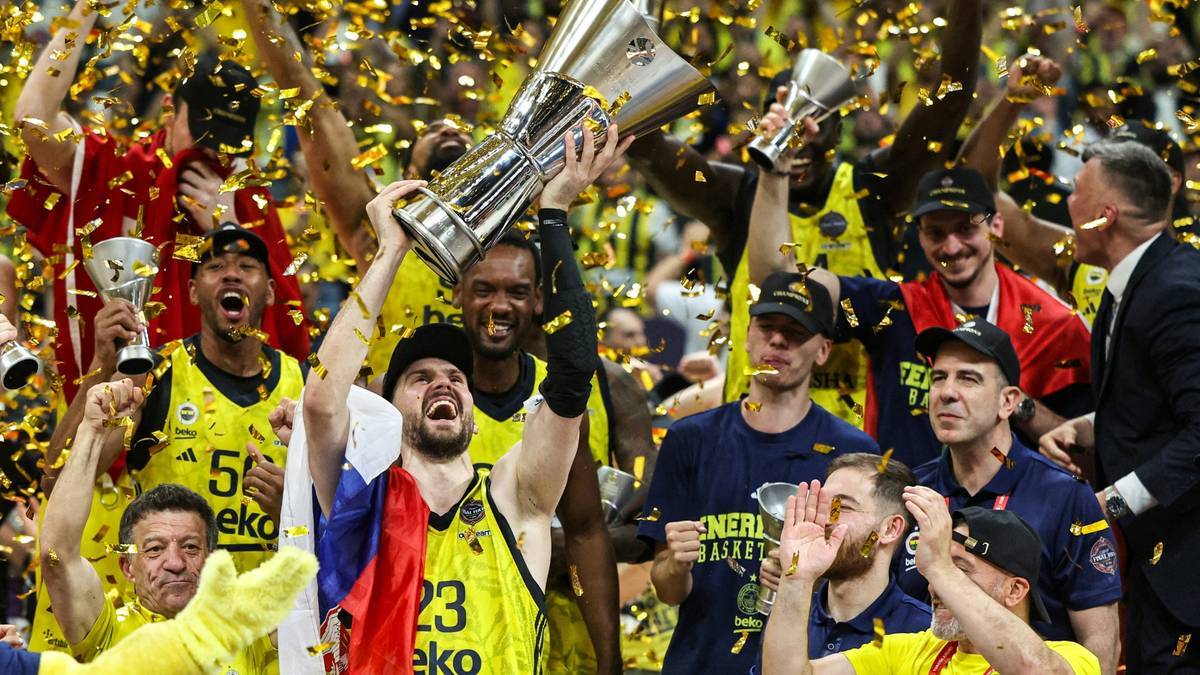 Euroleague champion: Fenerbahce Istanbul