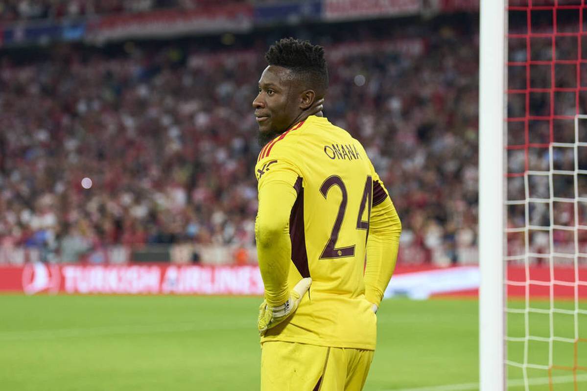 Manchester United embarrasses himself in the friendly against an all-star selection. The English press mocks.