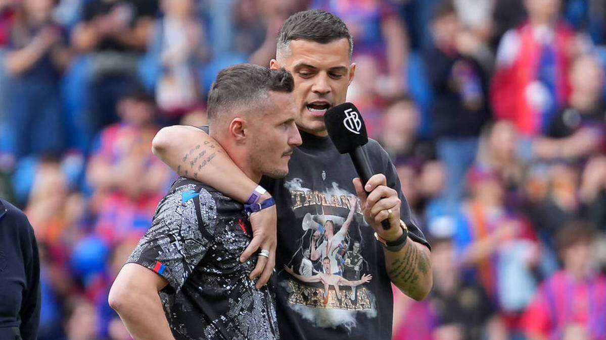Granit Xhaka (right) Spoke About a Possible Return to FC Basel at the Farewell of his Brother Toulant