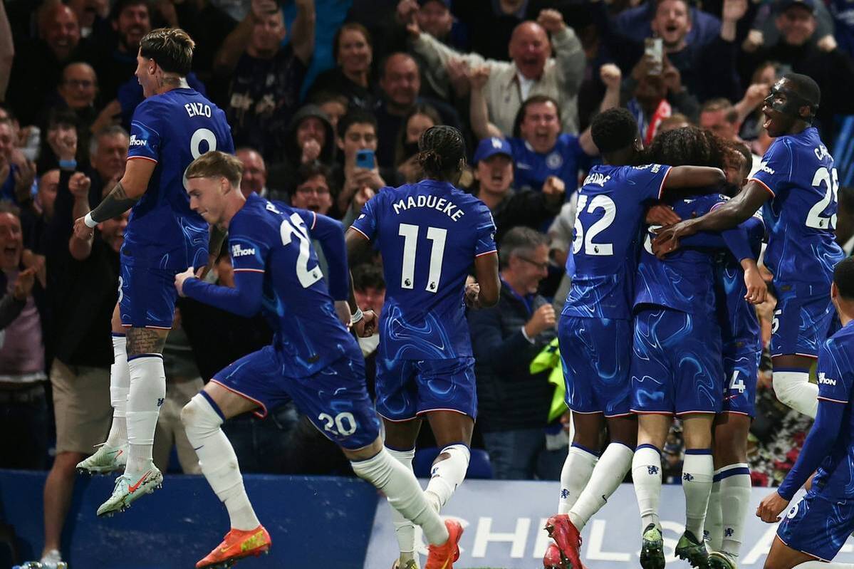 With their victories, the two Champions League candidates send two large clubs even deeper into the crisis. Manchester City is also under pressure.