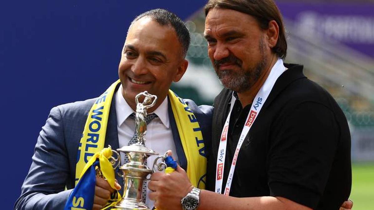 Paraag Marathe and Daniel Farke are allowed to celebrate