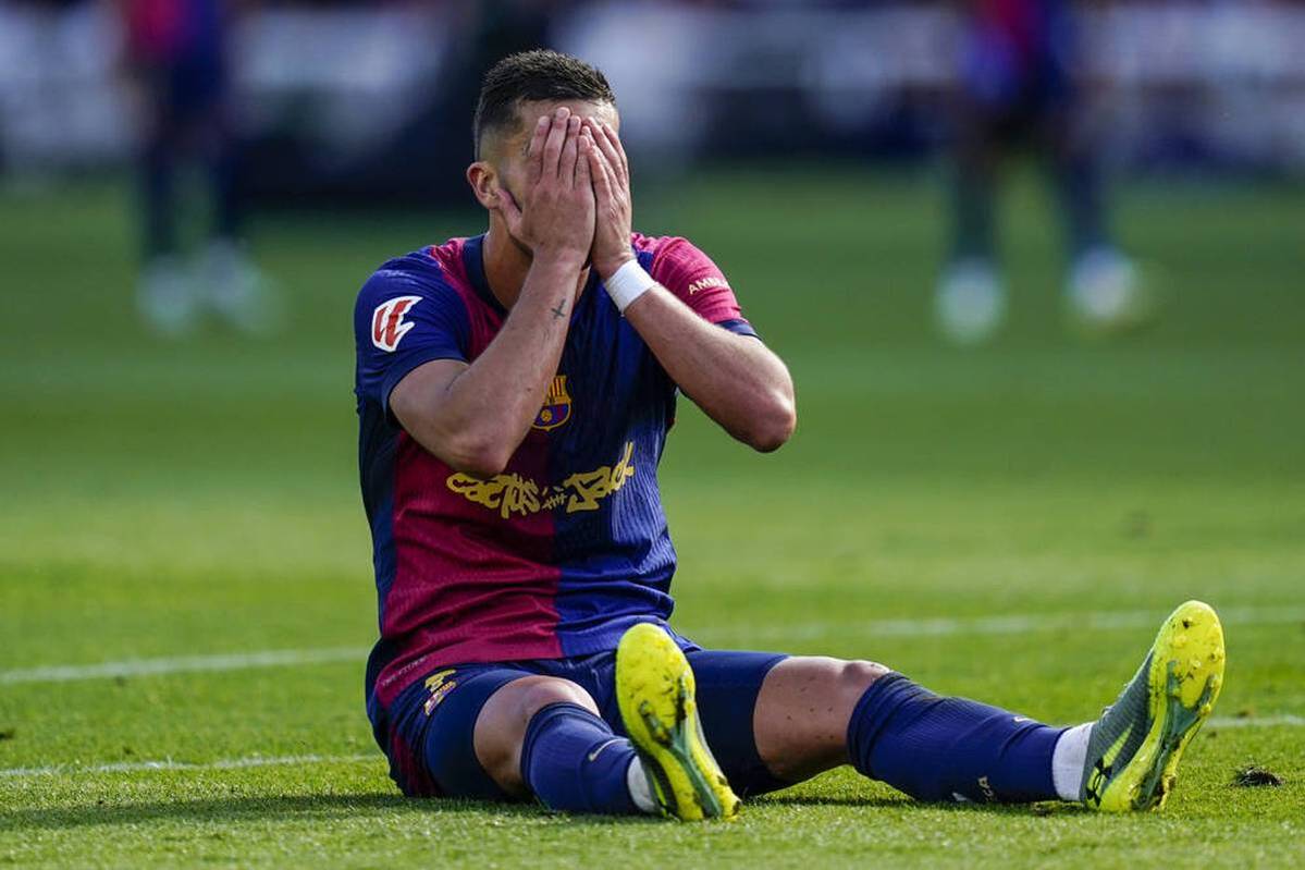 FC Barcelona has to do without striker Ferran Torres in the season finale. The Spaniard already underwent an emergency surgery.