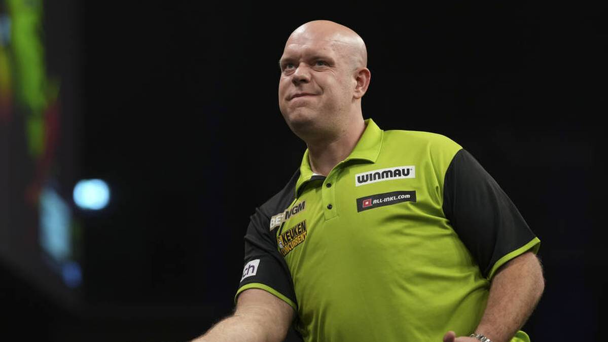 Michael van Gerwen Misses the Playoffs of the Darts Premier League