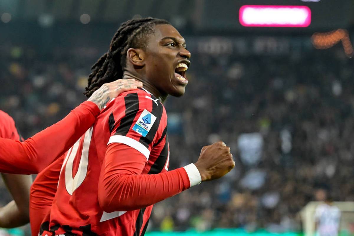Rafael Leao is said to have come into the focus of fc Bayern. The Portuguese Brings Enormous Potential - But a shortcoming make it a surprise bag.