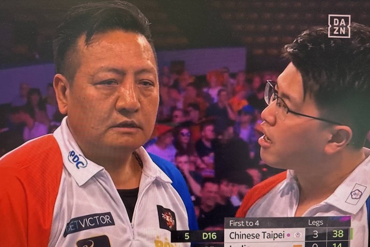 At the World Cup of Darts, a game occurs between Chinese Taipei and India that cannot be beaten at curiosities. The commentators cannot admit it.
