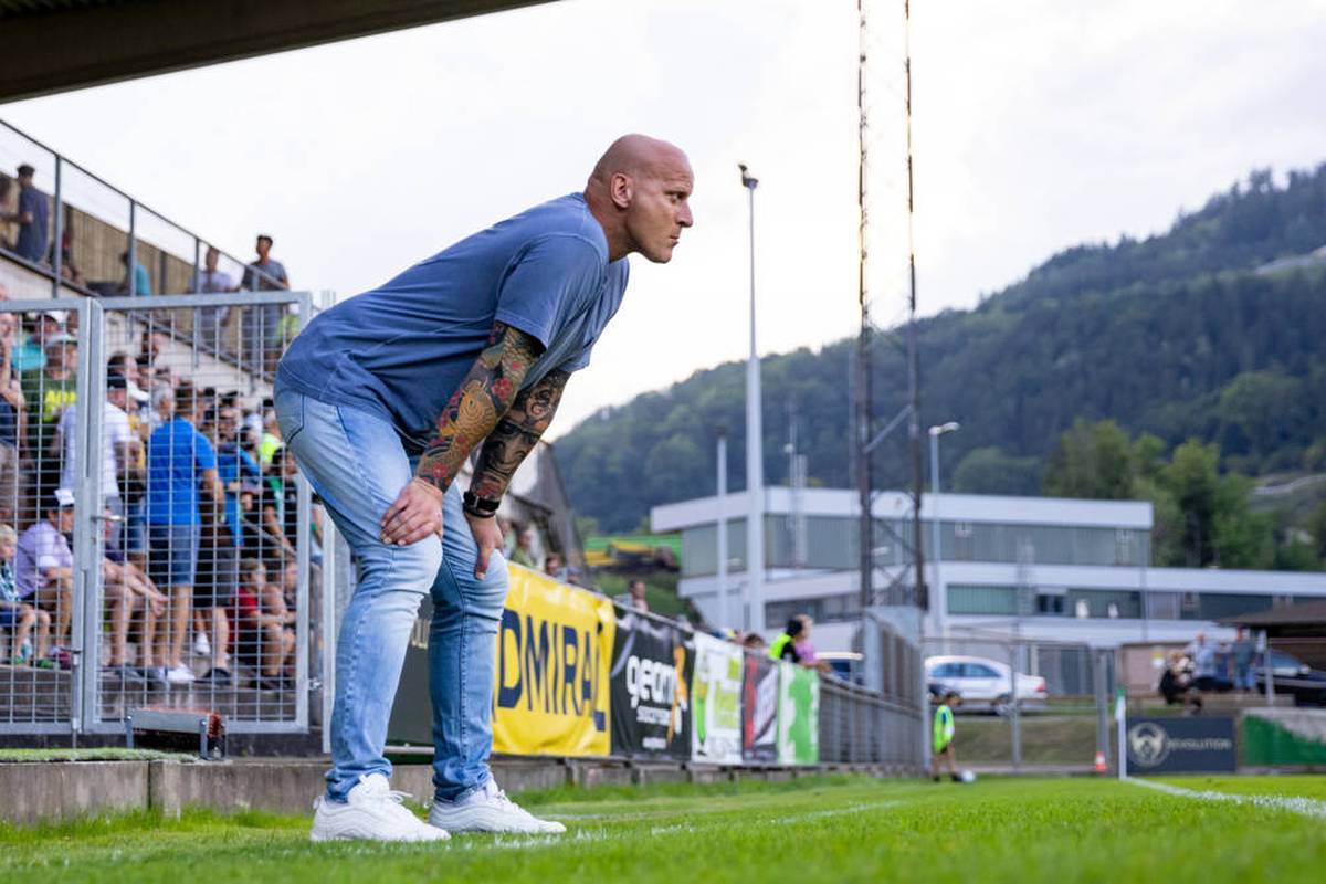 Austria's Bundesliga relegation Austria Klagenfurt goes to the next season without coach Carsten Carsten. The former Bayern striker must resign as the main person responsible.