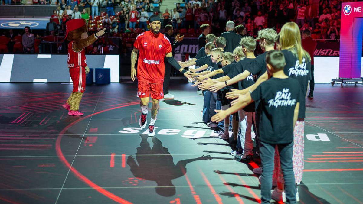 Nick Weiler-Babb is apparently on the verge of Leaving FC Bayern
