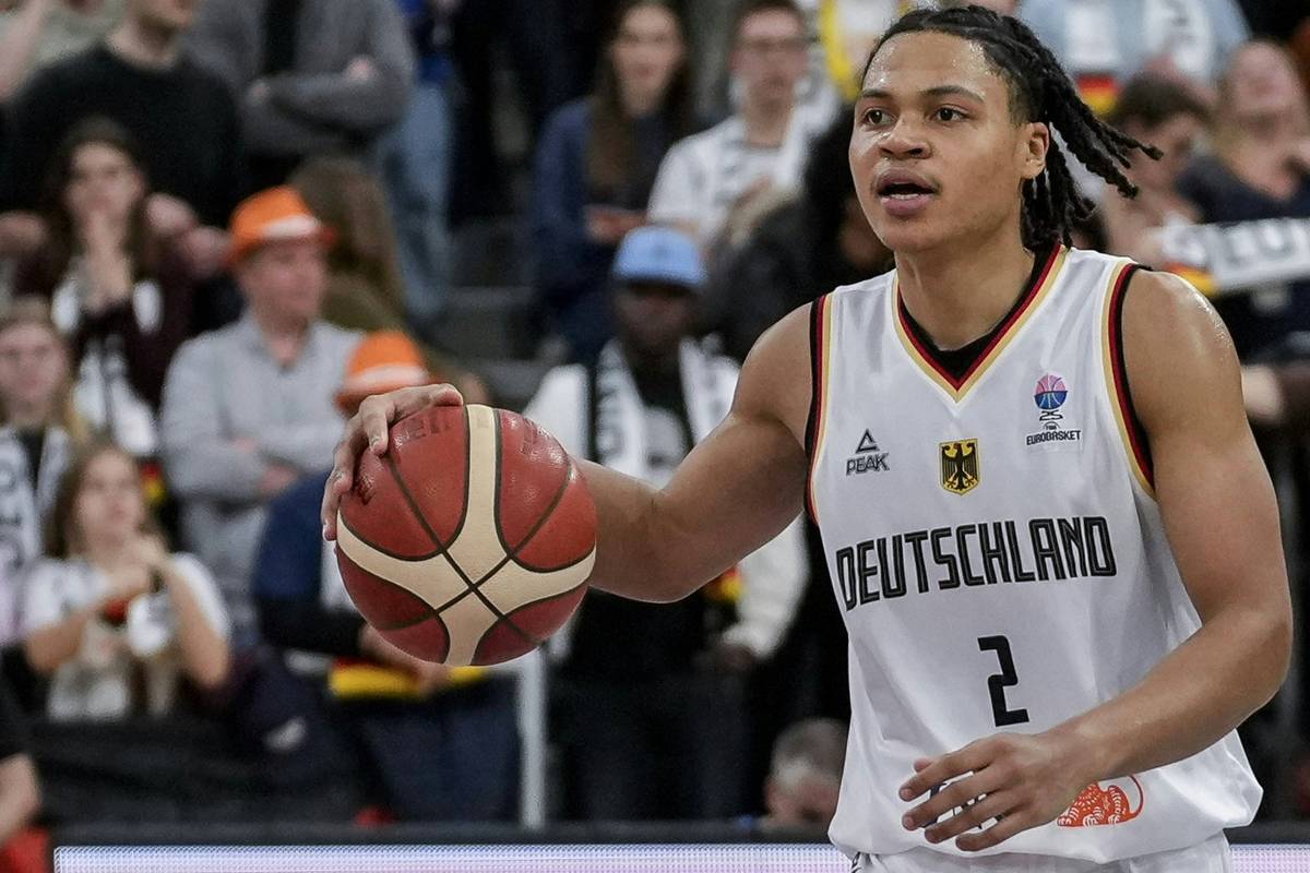 The 19-year-old comes on loan from the Serbian association KK Mega Basket.