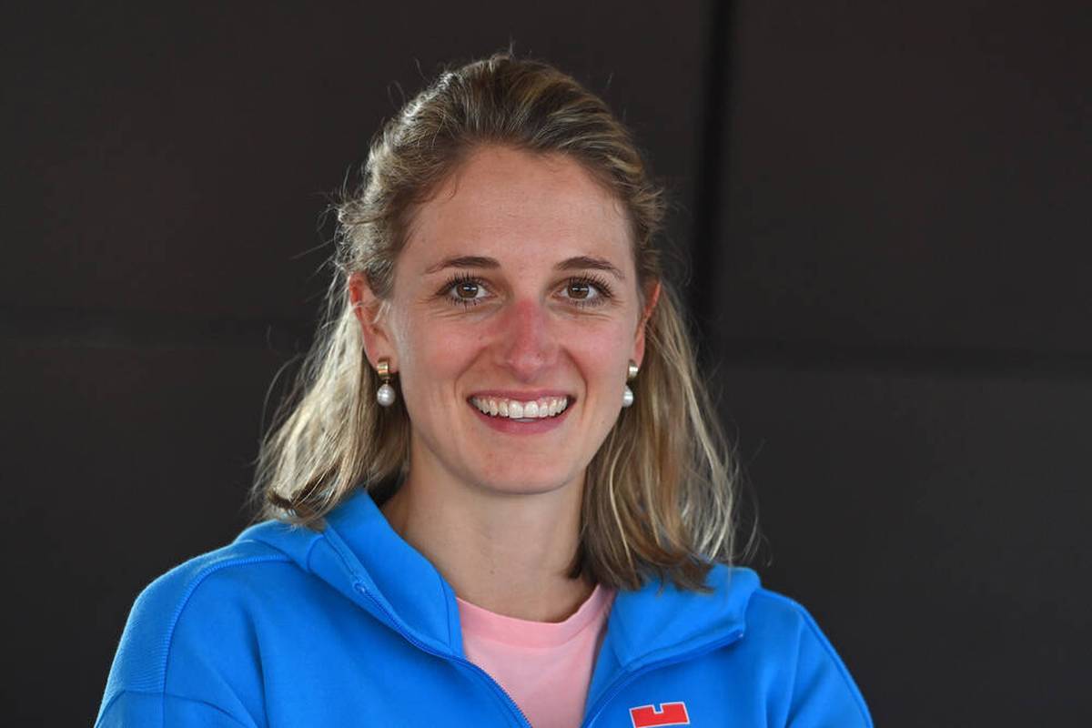 The former German biathlete Vanessa Hinz married and surprised with her outfit.