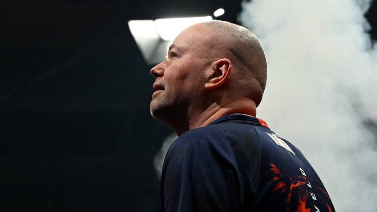 Raymond van Barneveld takes part in the World Seniors Champion of Champions