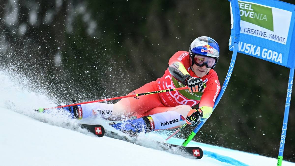 Marco Odermatt criticizes FIS