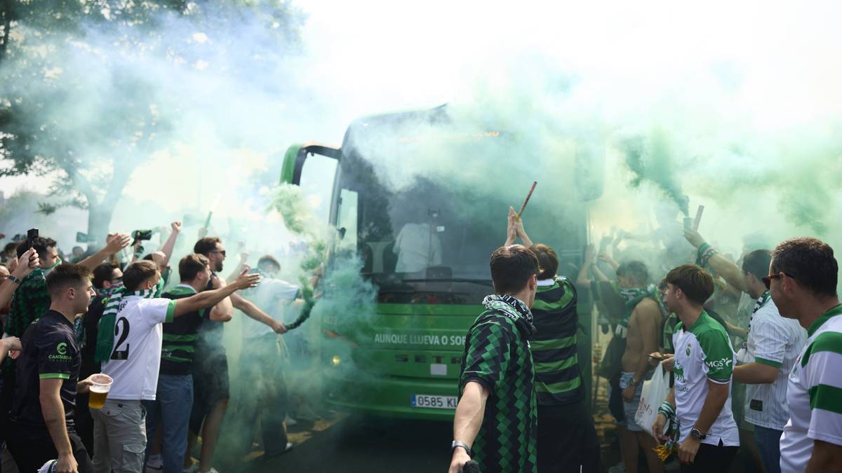 The fans are proud of their club again