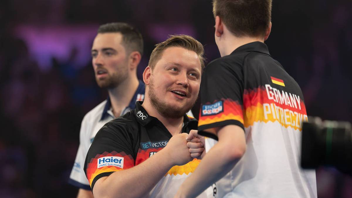 Schindler and Pietreczko Shock England