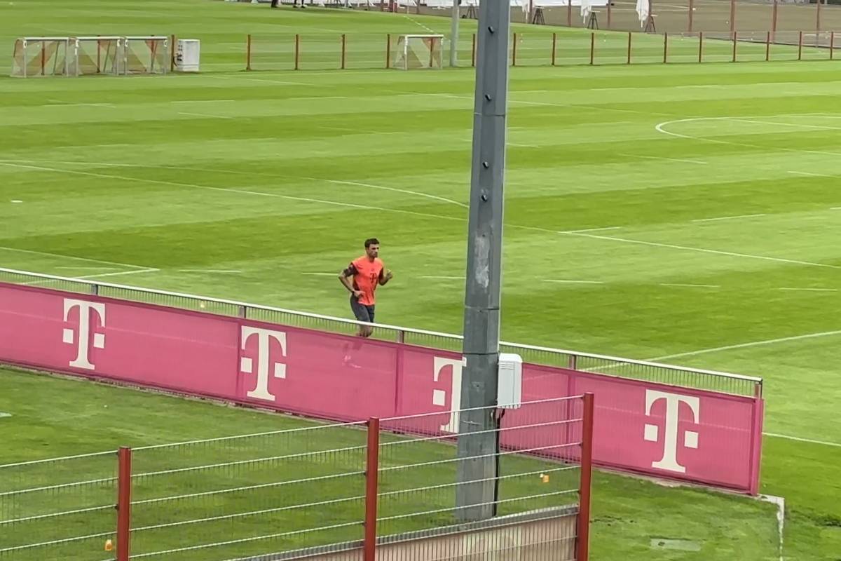 In Bayern-Dress: Müller Back on the training ground