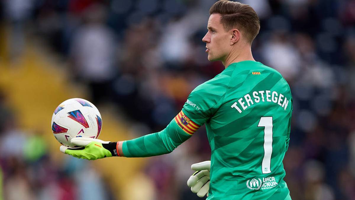 Marc-André ter Stegen is probably losing his jersey number at barca