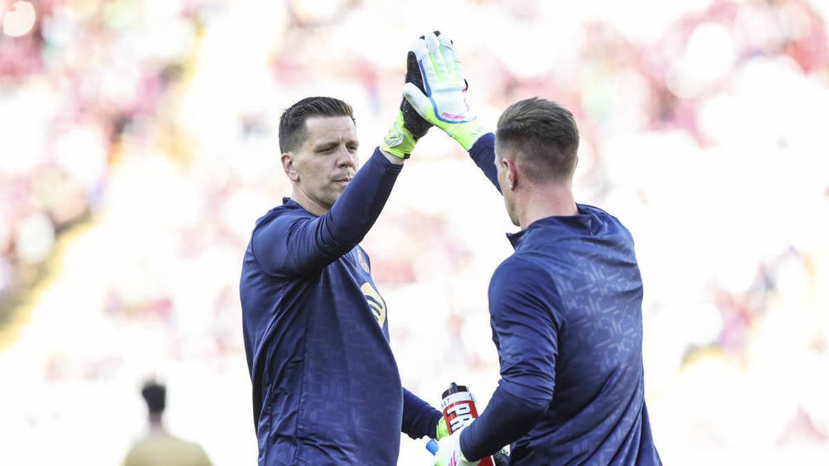 Wojciech Szczesny is sometimes Annoyed by Barca's offensive Tactics