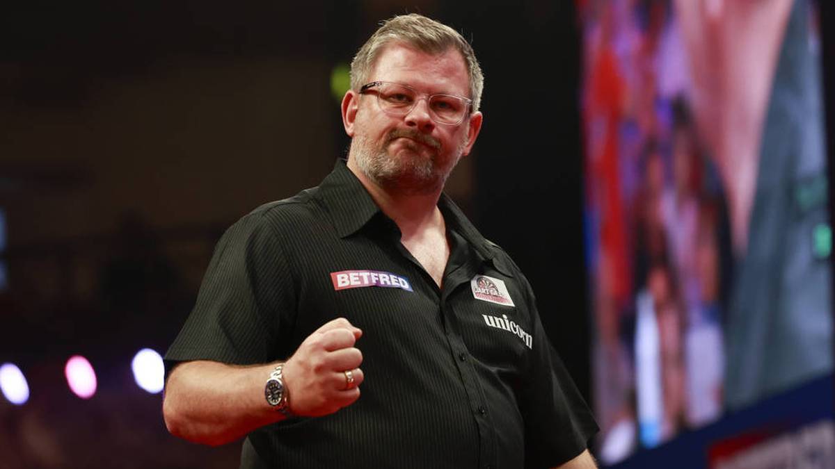James Wade Was not only in a Good Mood After Reaching the Semi Finals of the World Matchplay