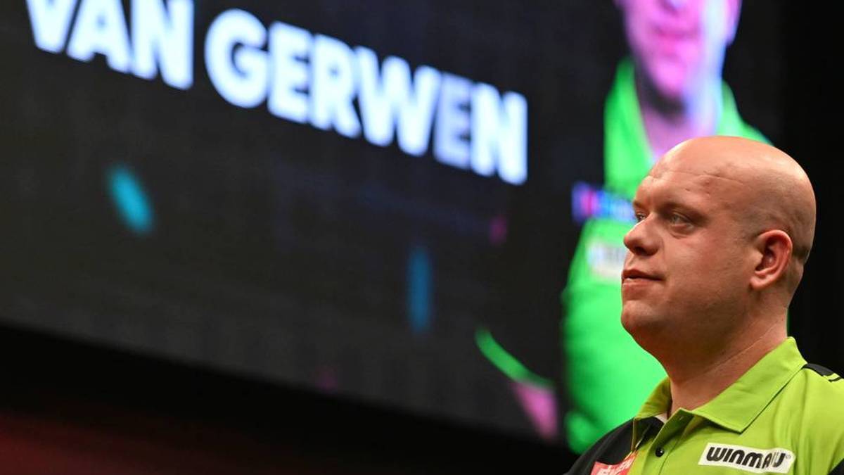 Michael van Gerwen is in a crisis