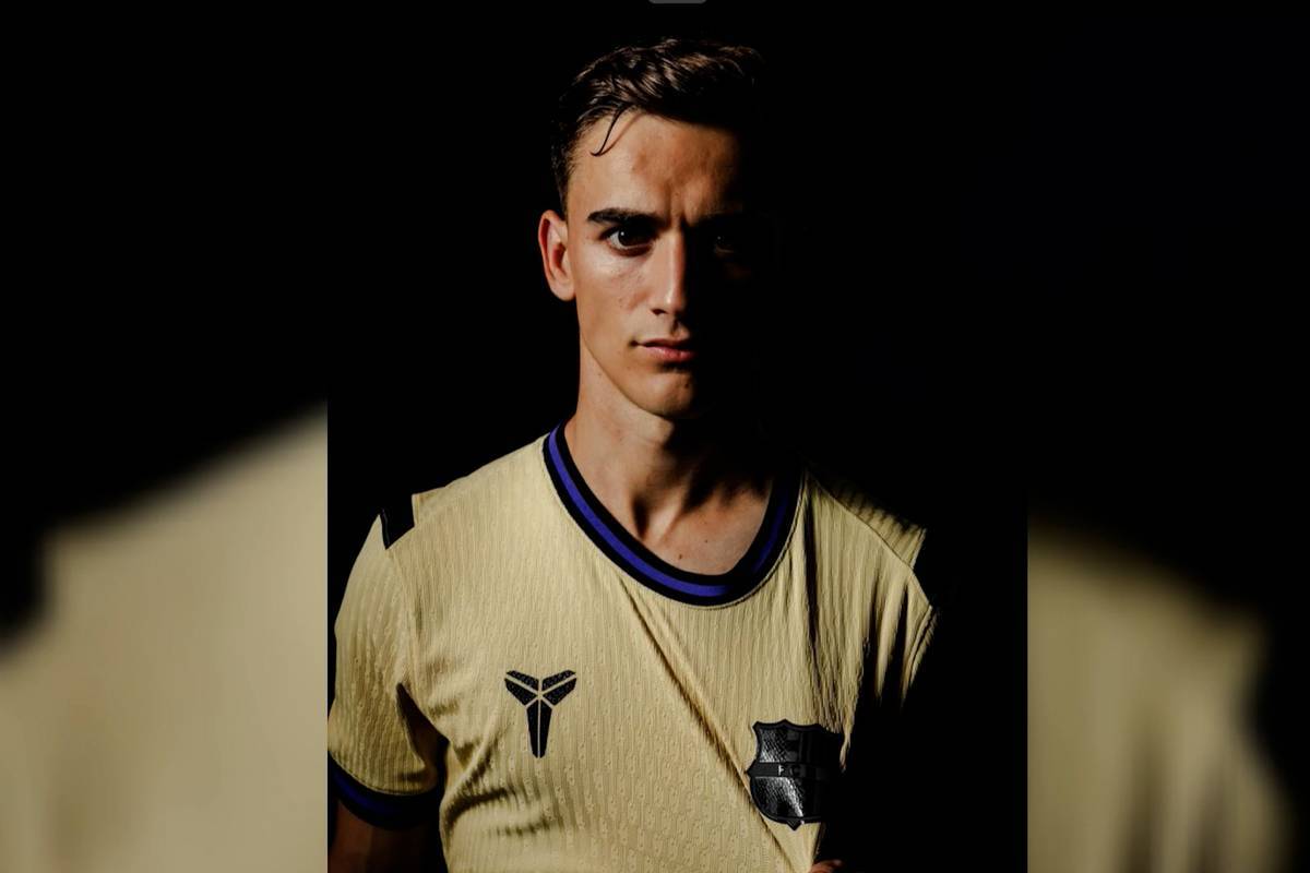 Special jersey detail! Barca pays NBA legend tribute