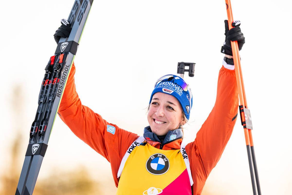 The upcoming biathlon season will be heralded with an extra event in Munich. Overall World Cup winner Franziska Preuß indicates great interest in the event.