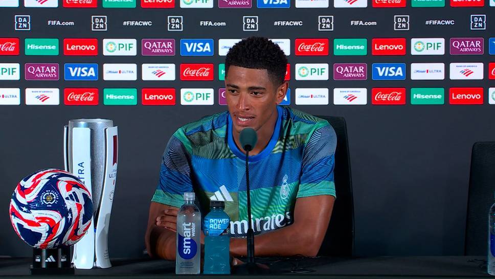 Jude Bellingham talks about his shoulder bandage. He tells of an impending shoulder operation.