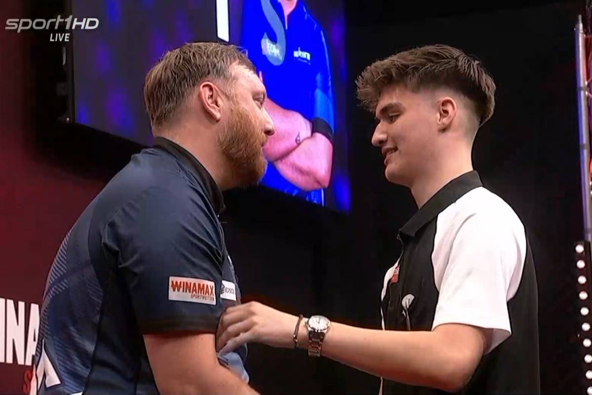 Yorick Hofkens makes a bocker debut at the Baltic Sea Darts Open, but still pulls the shorter one. Then there are curious scenes.
