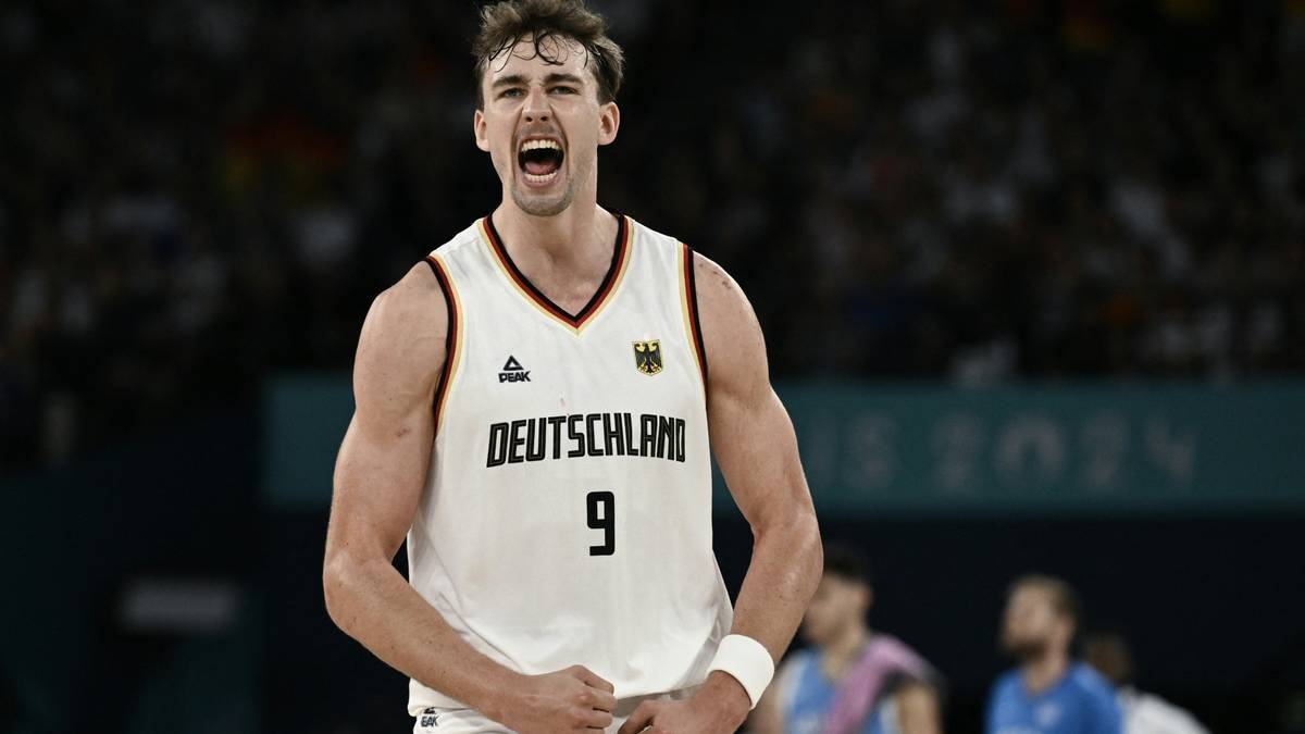 Franz Wagner Had to Leave the Field Early